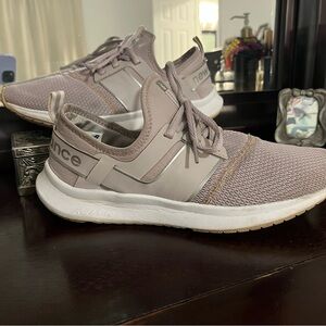 New Balance Women's Sneakers - Fuelcore Nergize Sport 8 1/2